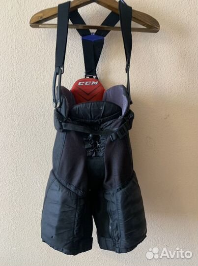 Шорты и коньки хоккейные детские 110-130