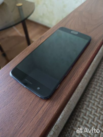 OnePlus 5, 6/64 ГБ