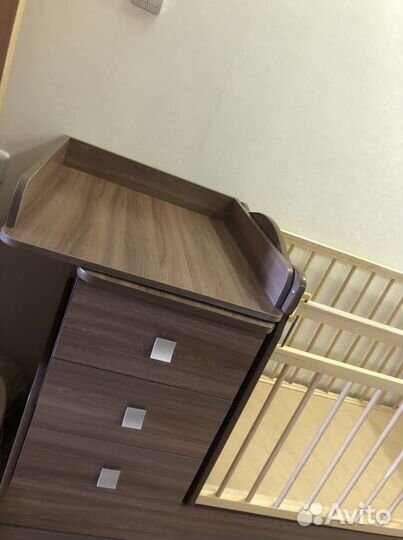 Детская кроватка трансформер с маятником