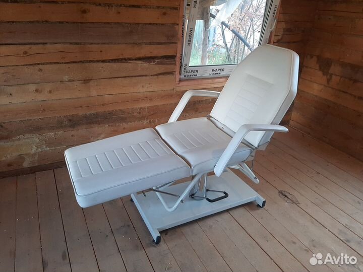 Косметологическое кресло - кушетка на гидравлике