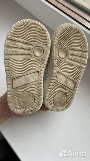 Кроссовки детские кожаные 22 размер белые