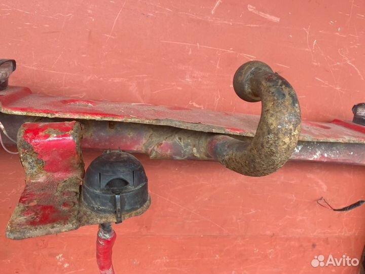 Фаркоп Vw Transporter T5 ахd 2004