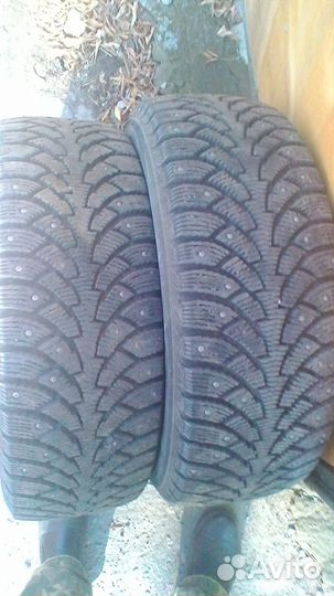 Nokian Tyres Hakkapeliitta 4 215/65 R16