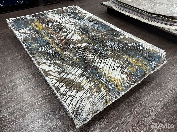 Ковер новый 1.6х2.45м