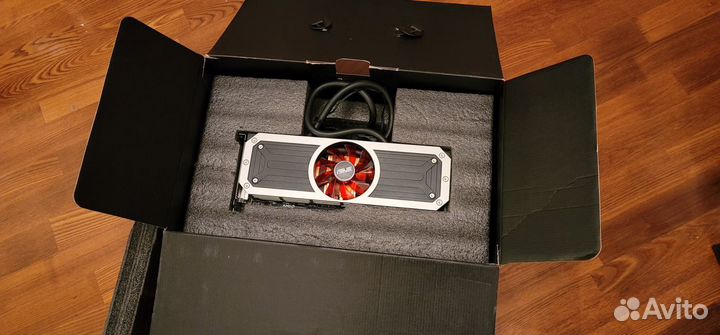 Asus Radeon R9 295x2