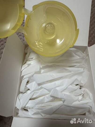 Накладки на грудь новые