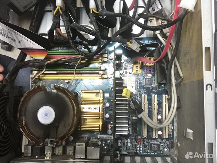 Материнская плата в сборе