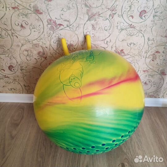 Мяч попрыгун