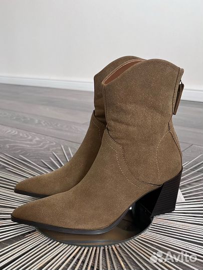 Ботильоны на каблуке, казаки Zara 37