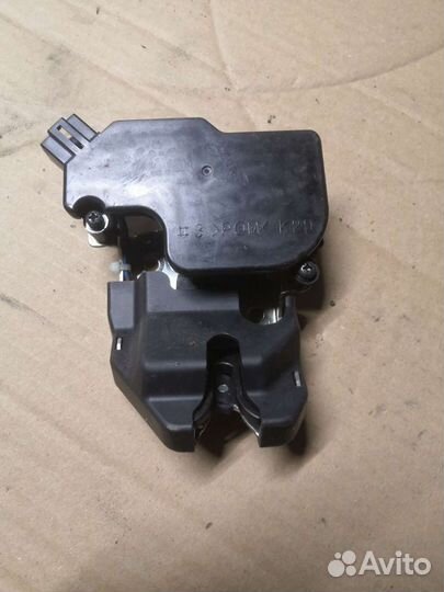 Замок багажника Honda Civic 4d 2006-2014