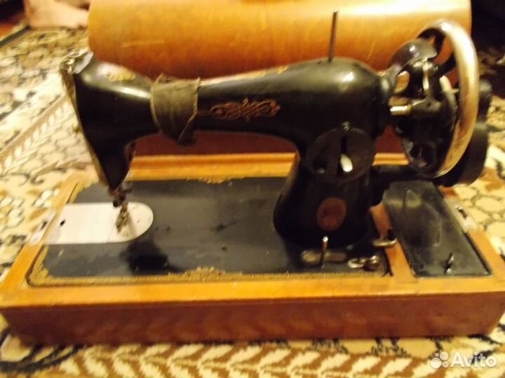 Швейная машинка