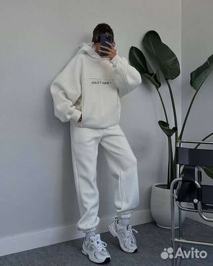 Спортивный костюм женский новый