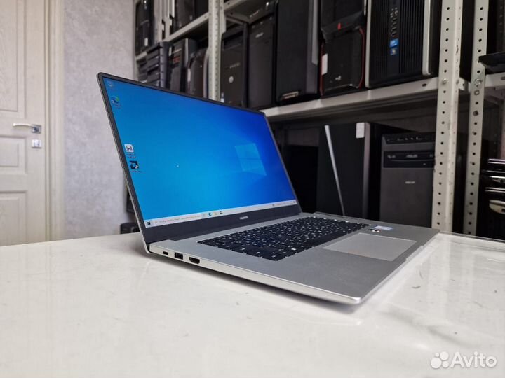 Ультрабук Huawei 15.6 R5-5500U/8GB/SSD