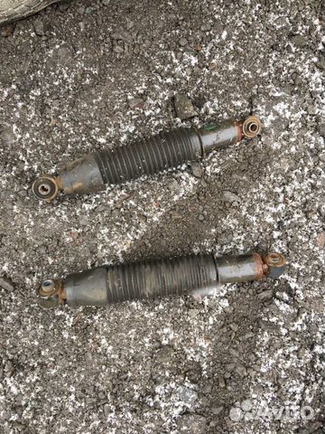 Амортизатор задний Kia Rio 3 / Solaris