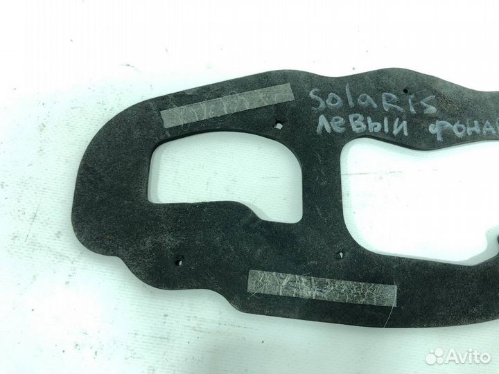 Уплотнитель фонаря Hyundai Solaris 2013
