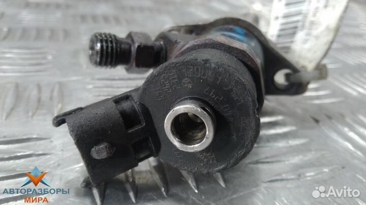 Форсунка Peugeot 308 T7 2009 0445110297