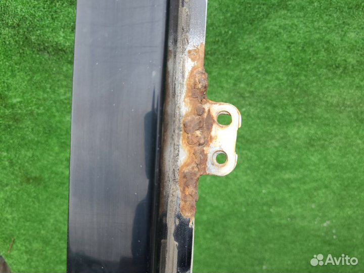 Дверь боковая сдвижная правая Toyota Grand Hiace