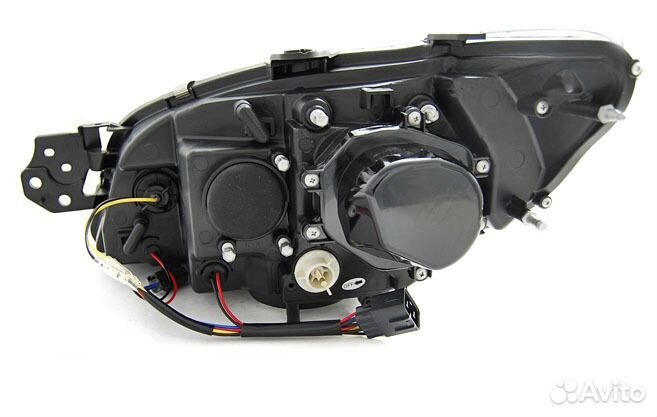 Subaru Impreza 2 (05-07) Фары Ксенон lpsu08