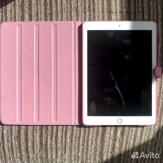 Чехол на Apple iPad 2018 9.7