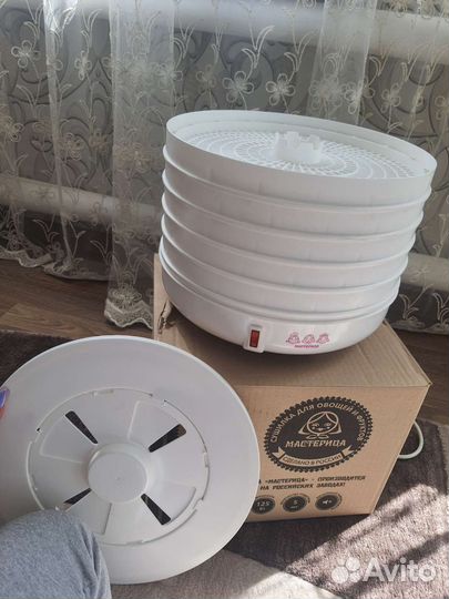 Электросушилка для овощей и фруктов