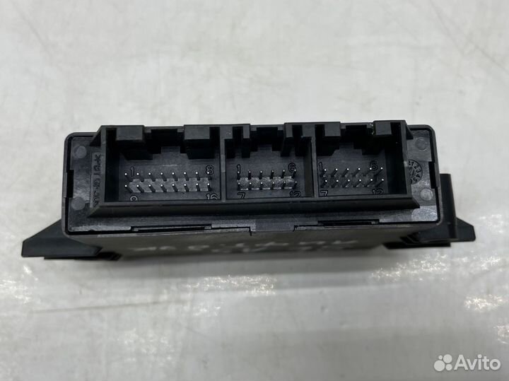 Блок управления парктрониками Skoda Octavia A5