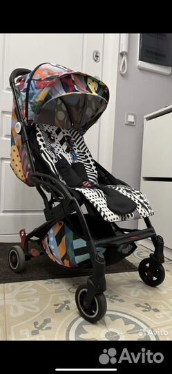 Коляска mclaren atom