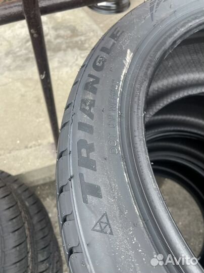 Triangle EffeXSport TH202 235/45 R18 98Y