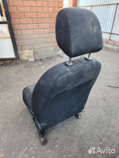 Дверная карта правая Ford focus 2 Купе