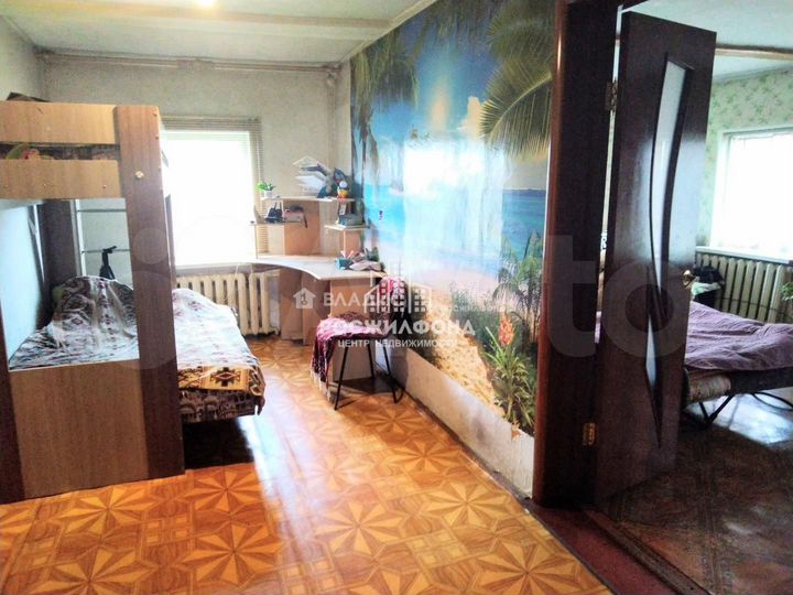 Дом 143 м² на участке 5 сот.