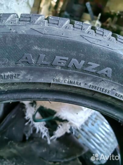 Bridgestone Dueler H/L Alenza 285/45 R22 110H