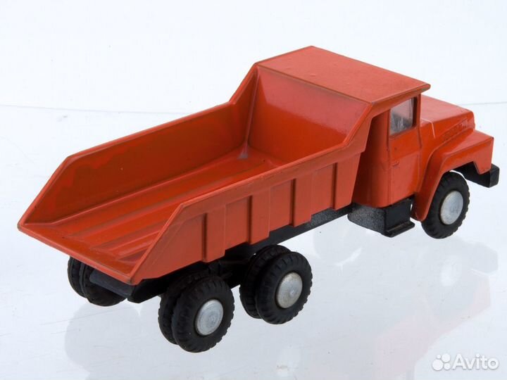 Модель грузовик самосвал Краз 251 СССР 1:50 KrAZ