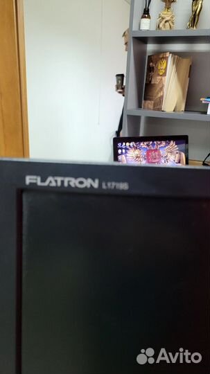 Монитор LG