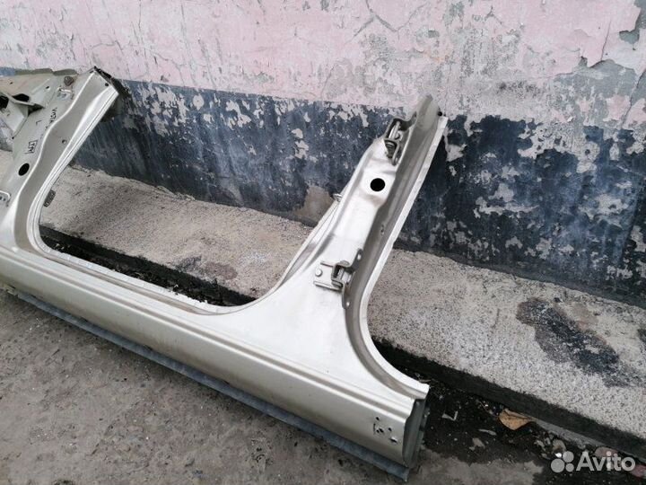 Стойка кузова левая Toyota Vista SV40 4S-FE 1998