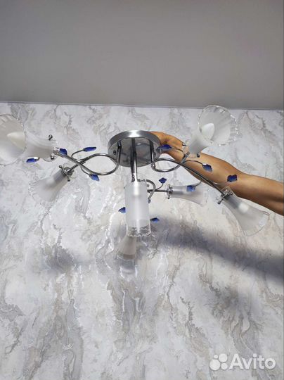 Люстра потолочная