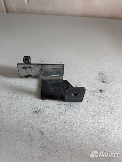 Кронштейн бампера Scania 6 2472842