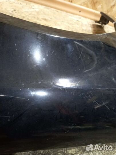 Крыло Правое Ауди А4 Б6 Дефект на фото