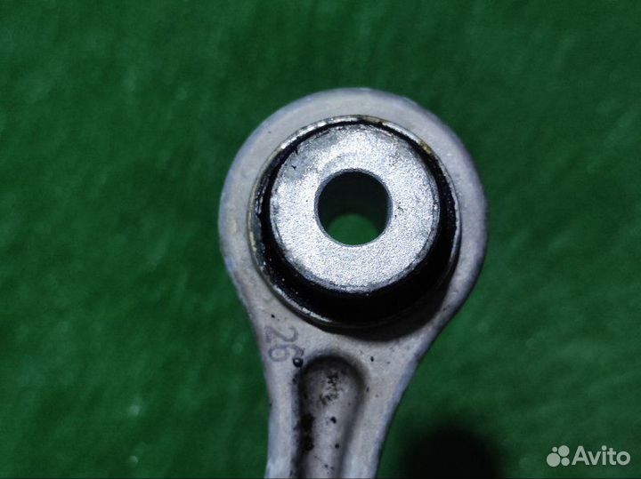 Рычаг подвески нижний задний левый Mercedes-Benz