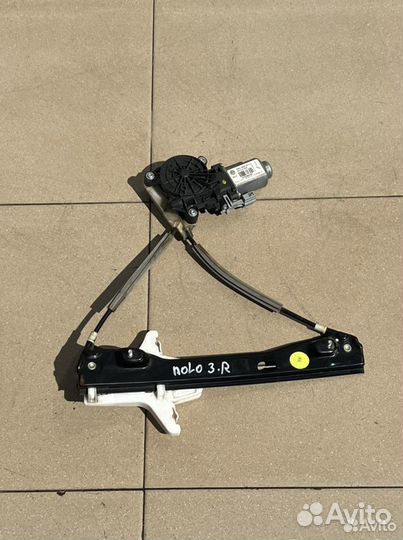 Стеклоподемник задний правый Volkswagen Polo 5