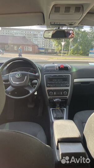 Skoda Octavia 1.6 AT, 2008, 123 200 км