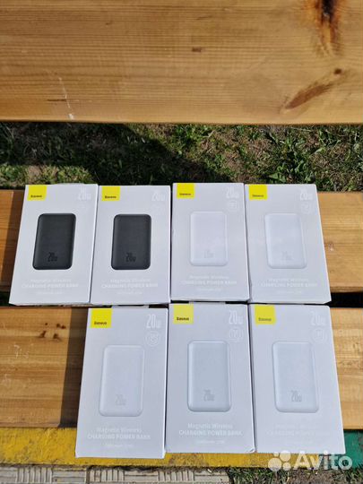 Повербанк Baseus MagSafe Magnet Wireless Powerbank