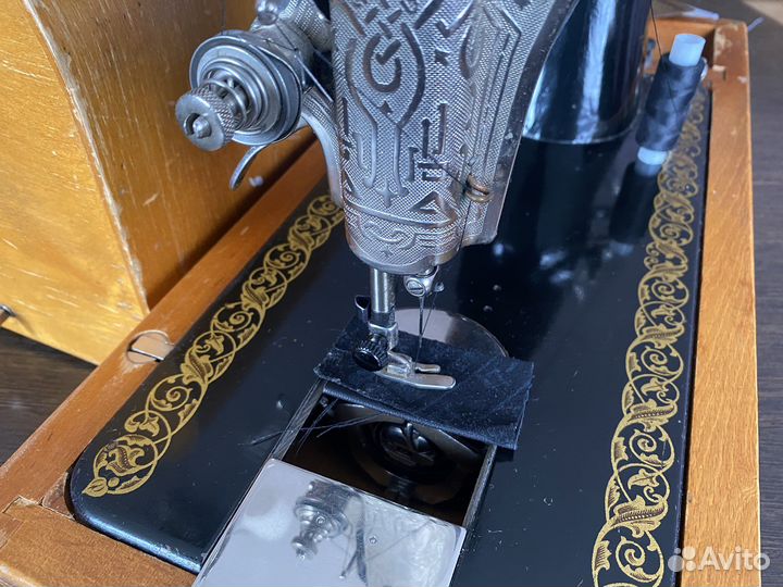 Швейная машинка бу ручная