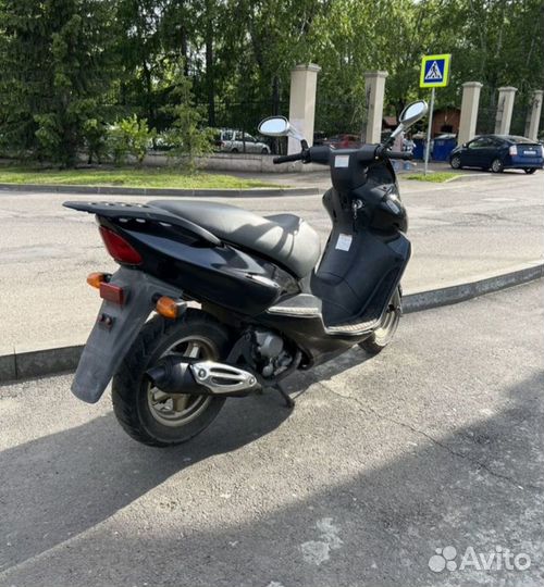 Suzuki avenis 150