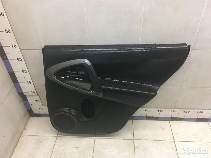 Обшивка двери задней правой RAV 4 2006-2013