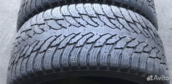 Nokian Tyres Hakkapeliitta 9 SUV 295/40 R21