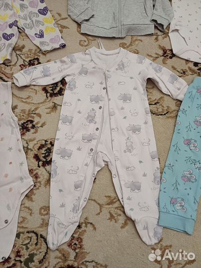 Вещи пакетом на малышку