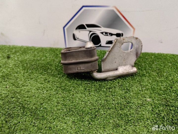 Крепление глушителя Bmw X1 E84 N46B20 2011