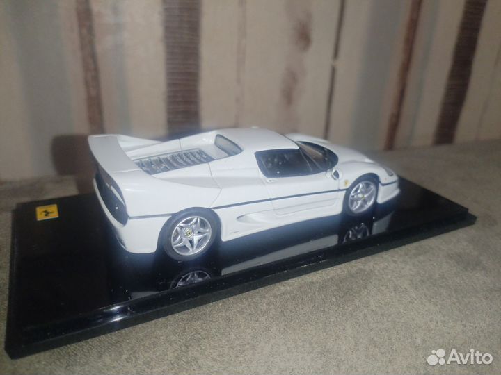 Модель автомобиля Ferrari f50 kyoho 1.43