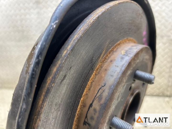 Ступица задняя левая toyota prius