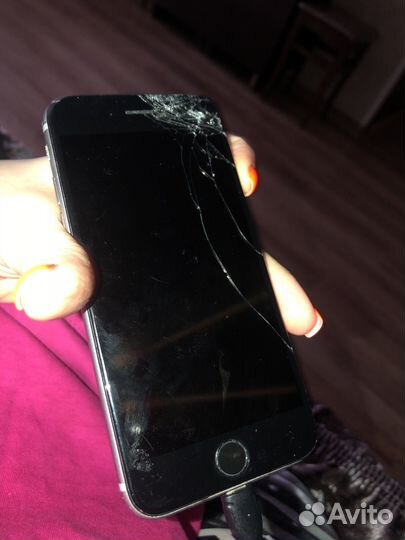 iPhone 6S, 16 ГБ