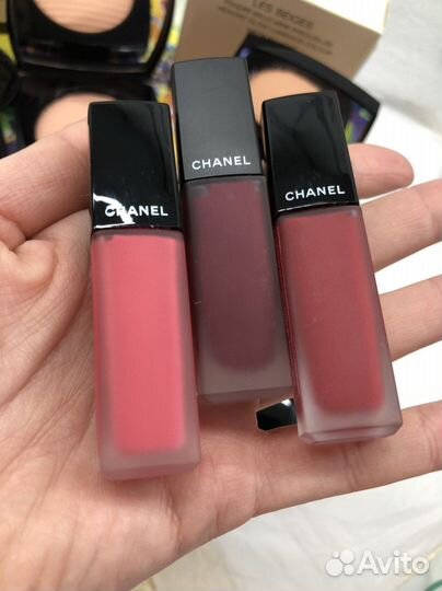 Компактная пудра chanel light ; medium light